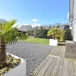 4 Bedroom Pet Friendly Home In Auberville