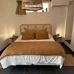 Home Cassis - Maison Les Calanques - Piscine Chauffee