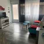 L Appart D Ange 1 Idealement Situe 37M2 Entre Port Et Village