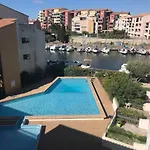 Appartements 6 Pers Avec Piscine Et Parking