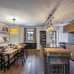 Chalet Moderne Avec Parking Et Wifi, A Proximite Des Pistes Et Commerces - Fr-1-566-20