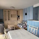 Charmant T2 Avec Balcon Au Coeur Des Sables D'Olonne, 150M Du Centre, Ascenseur, Equipements Modernes - Fr-1-331-213