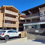 Appartement Renove, Proche Pistes, Balcon, 3 Chambres, Parking, Wifi Inclus - Fr-1-598-132