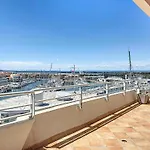 Appartement T2 Avec Terrasse, Climatisation Et Parking - Fr-1-715-22