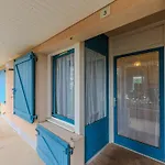T2 Cabine A 250 M De La Plage A Biscarrosse Avec Balcon Plein Sud Et Parking - Fr-1-521-246