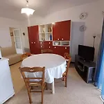 F2 A Balaruc-Les-Bains Avec Vue Sur L'Etang, Proche Thermal, 1 Chambre, Non-Fumeur - Fr-1-571-64