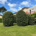 Charmant T2 Renove Avec Balcon, Proche Plage Et Commerces