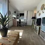Appt T1 Bis - La Rochelle - Lr040-205
