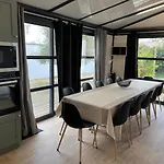 Jolie Maison 5 Chambres 14 Pers