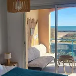 Appartement Front De Mer Et Terrasse