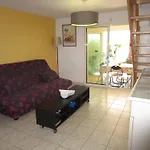 Pavillon 5 Pers Avec Terrasse, Piscine Et Parking Prive - Fr-1-781-94