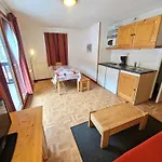 Appartement 2 Pieces + Cabine, 6 Pers Centre Station Valfrejus Avec Balcon - Fr-1-265-240