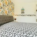 Appartement A Quelques Pas De La Plage Avec Jardin
