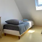 Maison Traditionnelle Avec Jardin Et Activites, Au Calme Pres De La Mer - Fr-1-306-1220