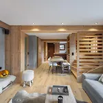 Duplex Lumineux A Megeve, Proche Telecabine Du Jaillet, 2 Chambres En Suite, Parking, Casier A Ski - Fr-1-569-77