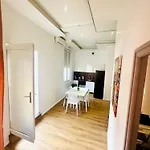 Jolie Maison Individuelle 50 M2 ,Design Et Climatisee, Tout Confort, Wifi, Terasse Privee , 5 Min Plage Et Autoroute, Stationnement Gratuit