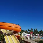 Mobil Home Camping Les Sables Du Midi