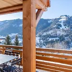 Chalet Cosy 5 Etoiles, Hammam, Animaux Admis, Pour 10 Pers. A La Clusaz - Fr-1-304-297