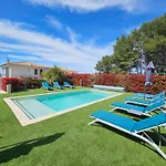 New Villa In Le Castellet With Pool Superb View Villa Neuve Au Castellet Avec Piscine Et Superbe Vue
