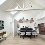 Magnifique Villa Contemporaine, Piscine Interieure Chauffee 29 Degres