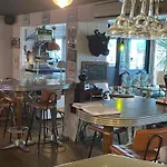 La Table De Jeanne