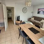 A 500 Metres Des Plages Et Du Port Du Brusc, Les Terrasses Des Embiez Avec Piscine Et Spa