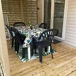 Au Petit Paradis