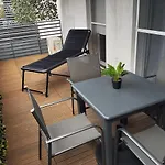 Bel Appartement Avec Terrasse En Bord De Mer