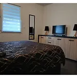 Maison De Vacances Au Calme Avec Espace Jaccuzi
