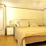 Charming House With Balcony Near Toulon