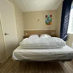 Mobil Home Au Bord De La Mer, Vue Sur La Mer Camping De La Falaise A Equihen-Plage