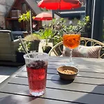 Le Trophee Boutique Hotel Spa- La Loggia Appart'Hotel