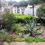 Gruissan: Maisonnette T2 Avec Jardin