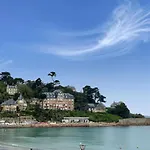 Maison A 550M De La Plage Avec Jardin, Balcon Et Wi-Fi A Perros-Guirec - Fr-1-368-433