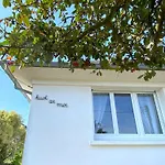 Maison A 550M De La Plage Avec Jardin, Balcon Et Wi-Fi A Perros-Guirec - Fr-1-368-433