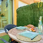 Rez-De-Jardin Dans Une Residence Avec Piscine