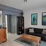 Sete Centre-Ville - Jolie Maison 4 Personnes - 60 M2 Avec Parking Gratuit Prive, Wifi Et Clim