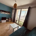 Sete T2 Avec Piscine, Parking, Proche Des Plages