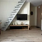 Agreable T2 Avec Terrasse Et Parking A La Rochelle - Car13365Htr