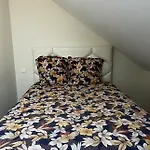 Agreable T2 Avec Terrasse Et Parking A La Rochelle - Car13365Htr