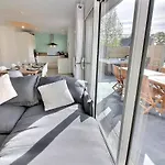 House For 2 With Private Jacuzzi - Emerald