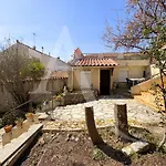 Studio Independant Avec Climatisation, Wifi Et Espace Exterieur