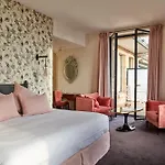 Manoir De Lan Kerellec