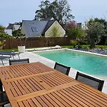 La Villa Magnolia Beachfront With Pool