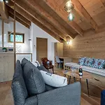 Chalet Moderne Et Cosy Avec Jacuzzi, Sauna Et Parking A Meribel - Fr-1-565-1