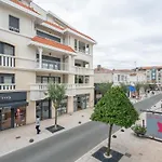 T3 En Centre-Ville D'Arcachon, Proche Plage, Balcons, Parking, Ascenseur Et Wi-Fi - Fr-1-319-440