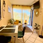 Appartement Dans Residence Les Jardins De Neptune Saint Cyprien Plage,Piscine, Jeux Enfants