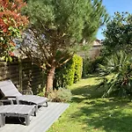 Maison Avec Grand Jardin Et Terrasse Dans Quartier De La Benedictine