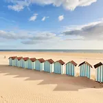 Appartement En Front De Mer Avec Garage, Wifi Et Grand Balcon - Saint-Hilaire-De-Riez - Fr-1-652-31