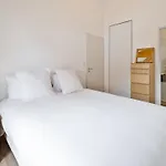 Appartement Neuf Avec Terrasses Et Parking A Serre Chevalier - Fr-1-808-4